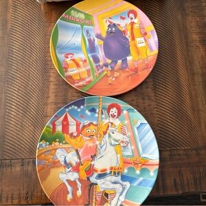 VINTAGE 1993 McDonald's Plastic Plates Ronald McDonald Great Shape Set of 2